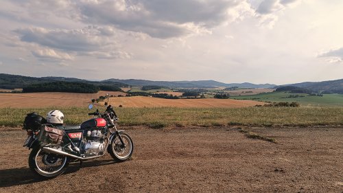 Royal Enfield Interceptor: novodobá klasika. Nešlo odolat