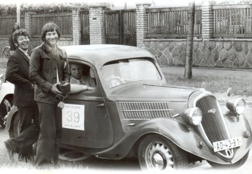 Rok 1977, po návratu z jízdy Bolevec–Košutka. Ukázkové sedmdesátky!